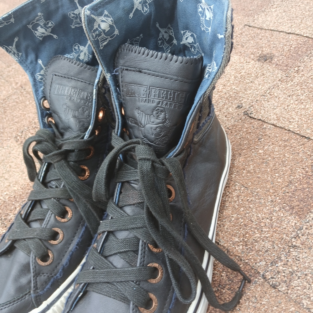 True Religion Black and Gray Leather High-Top Sneakers. Reversible SIZE 12